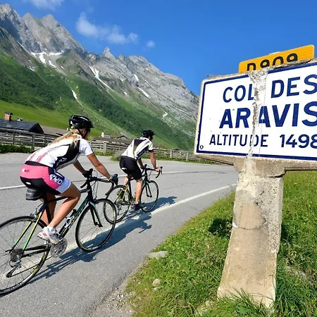 Neuf 14 Pers Proximite La Clusaz Et Grand Bornand Chalet Saint-Jean-de-Sixt